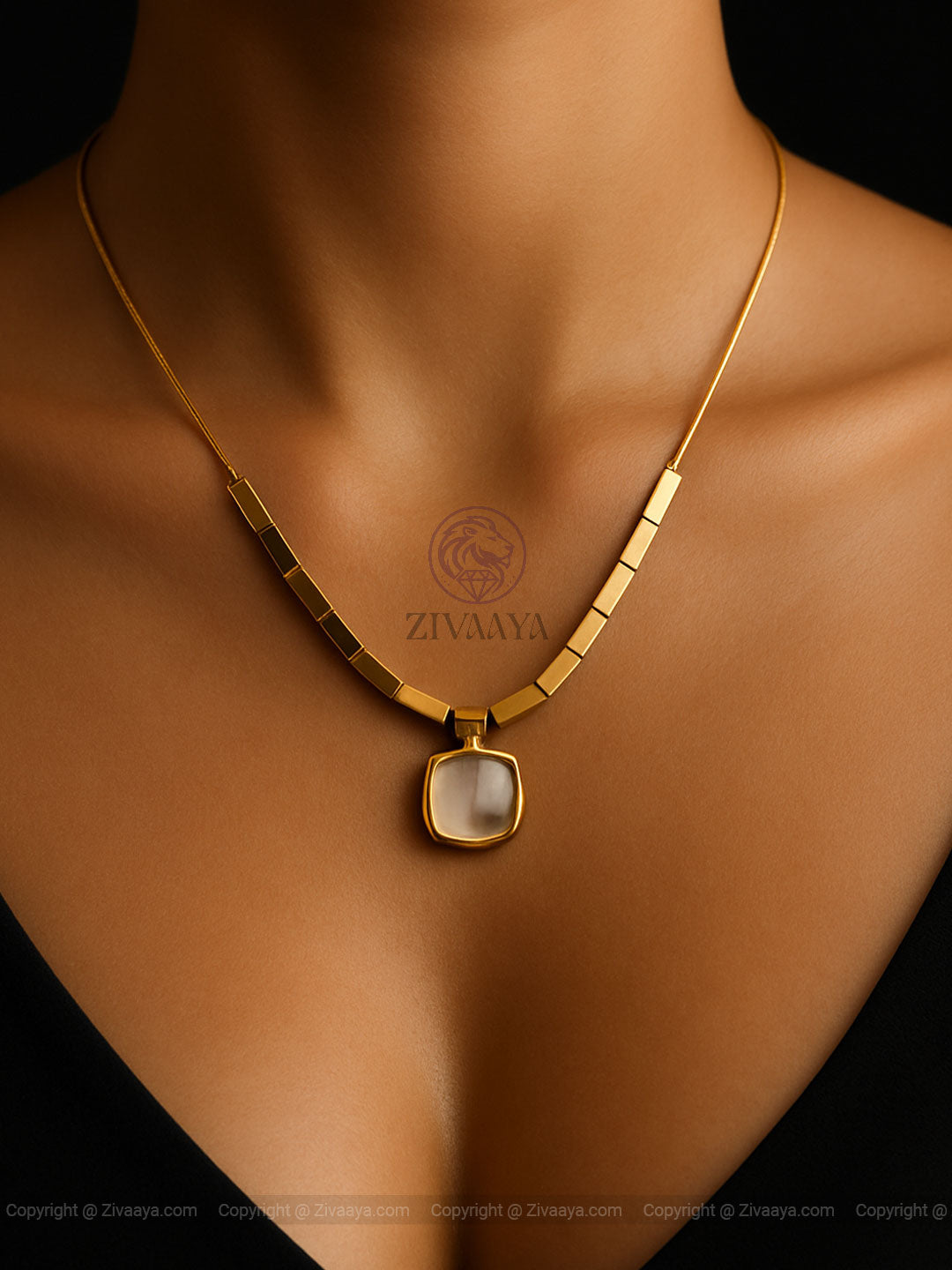 Stylish white stone pendant necklace – Zivaaya
