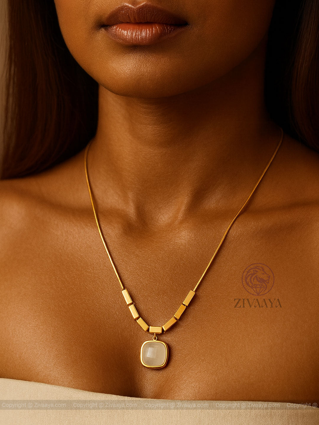 Stylish white stone pendant necklace – Zivaaya
