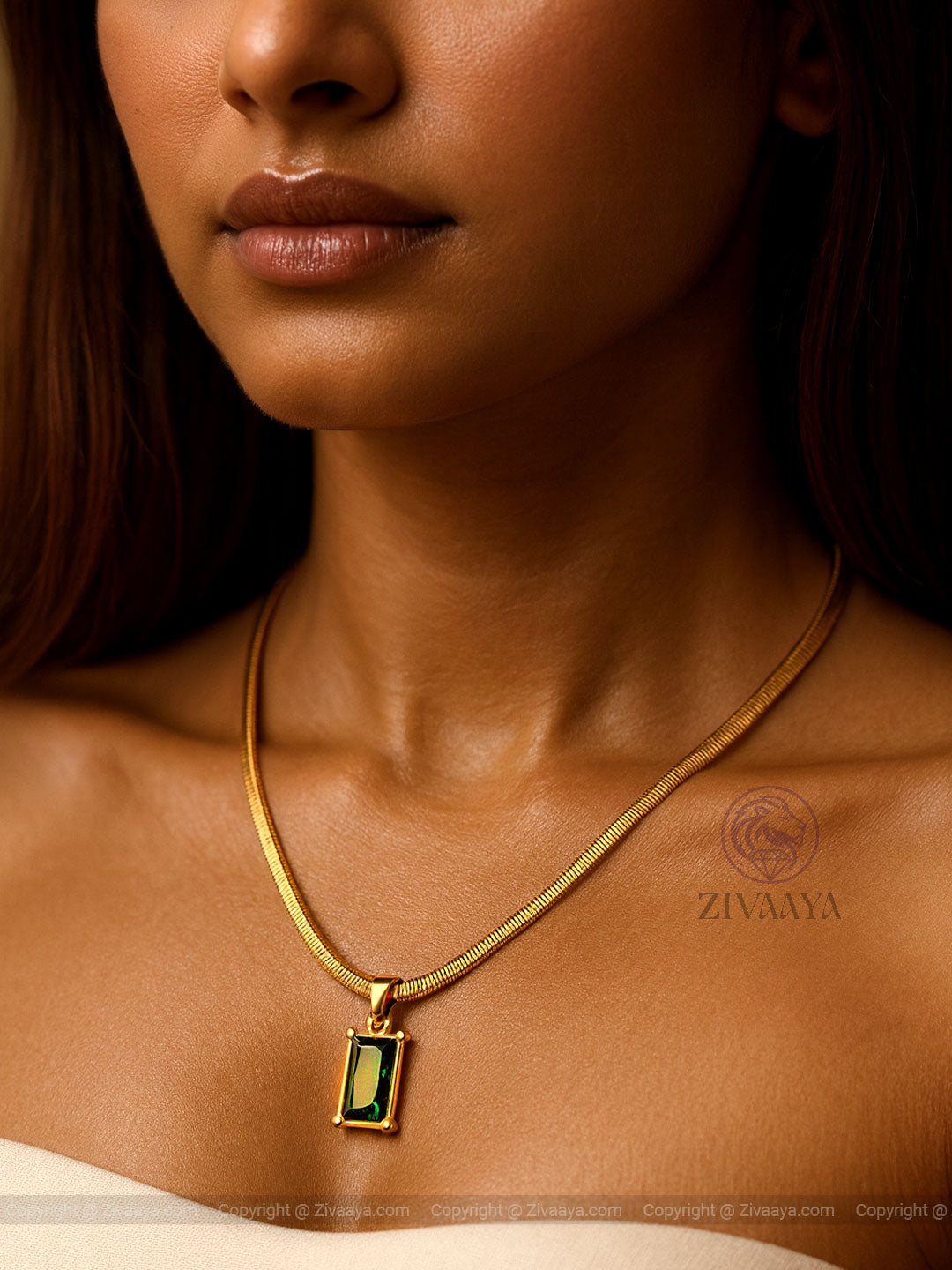 Elegant emerald charm necklace – Zivaaya