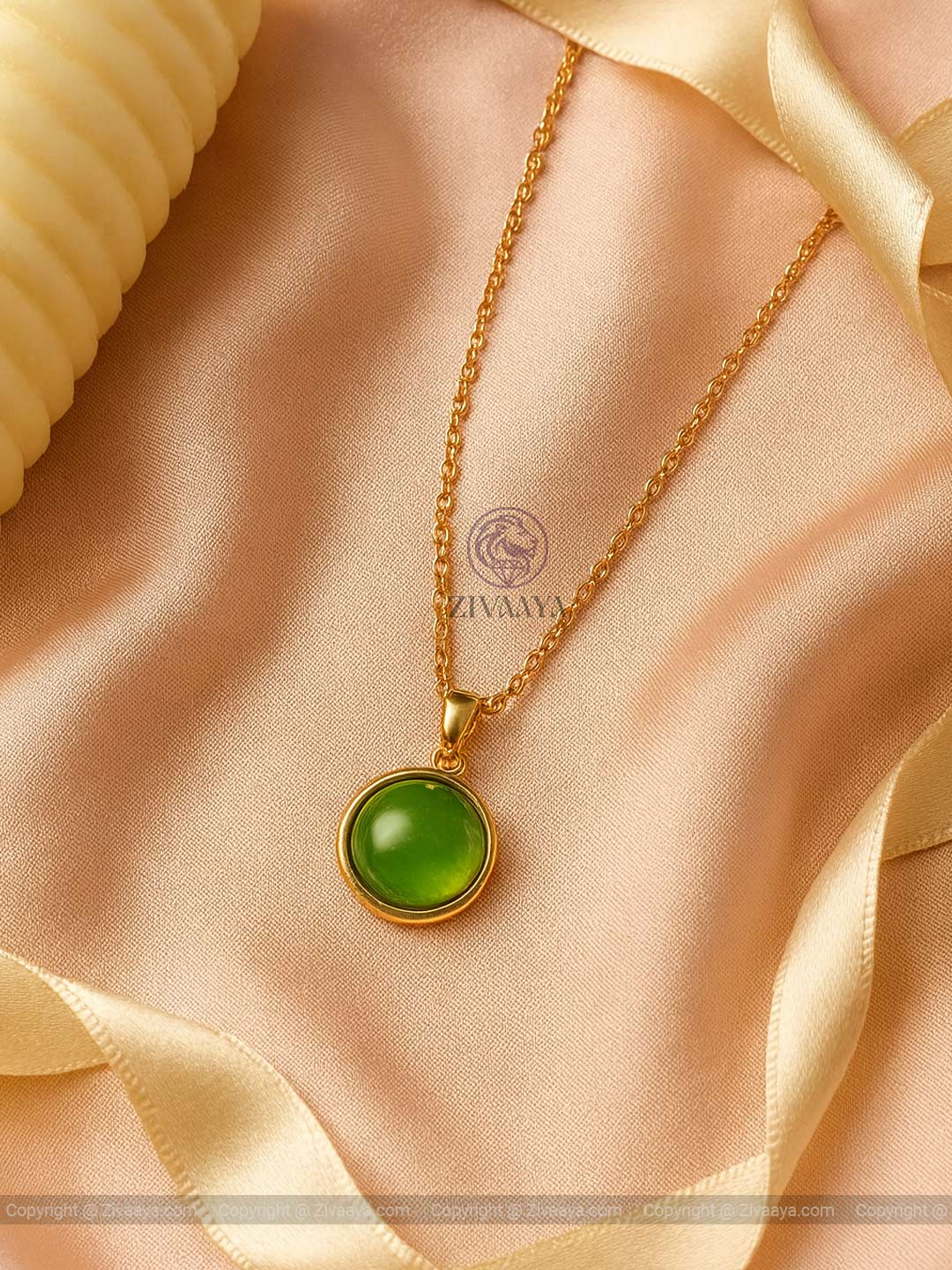 Minimal Emerald Pendant Necklace – Zivaaya