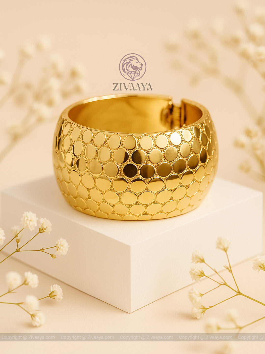 Aurora Shine Gold Bracelet – Luxe Statement Cuff 