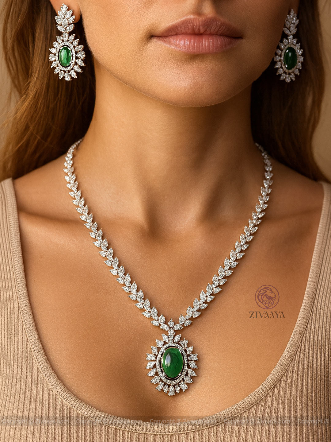 Royal Emerald Spark Silver Necklace Set – Zivaaya