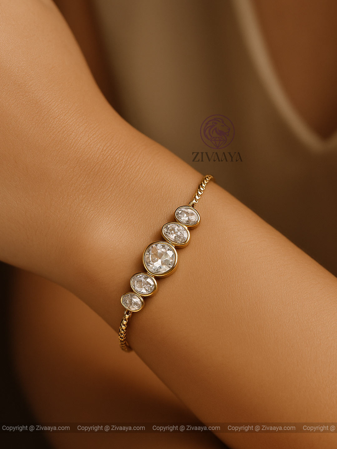 Elegant Gold Bracelet – Zivaaya